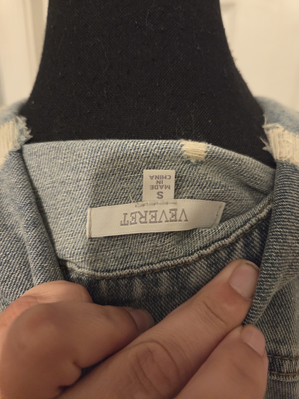 Veveret Light Blue Denim Jacket with Neutral Snake-Print Panels - Picture 6 of 7